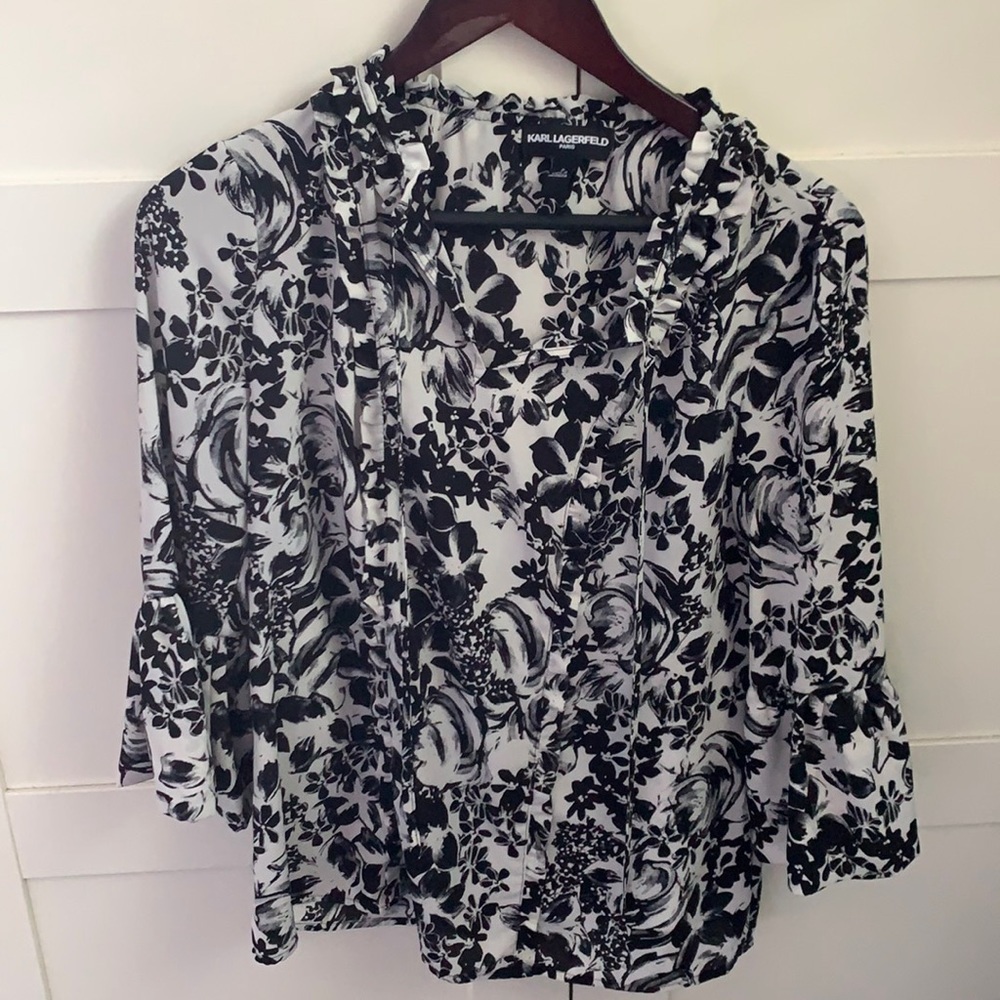 KARL LAGERFELD Paris Black & White Floral Ruffle Blouse – Size Small